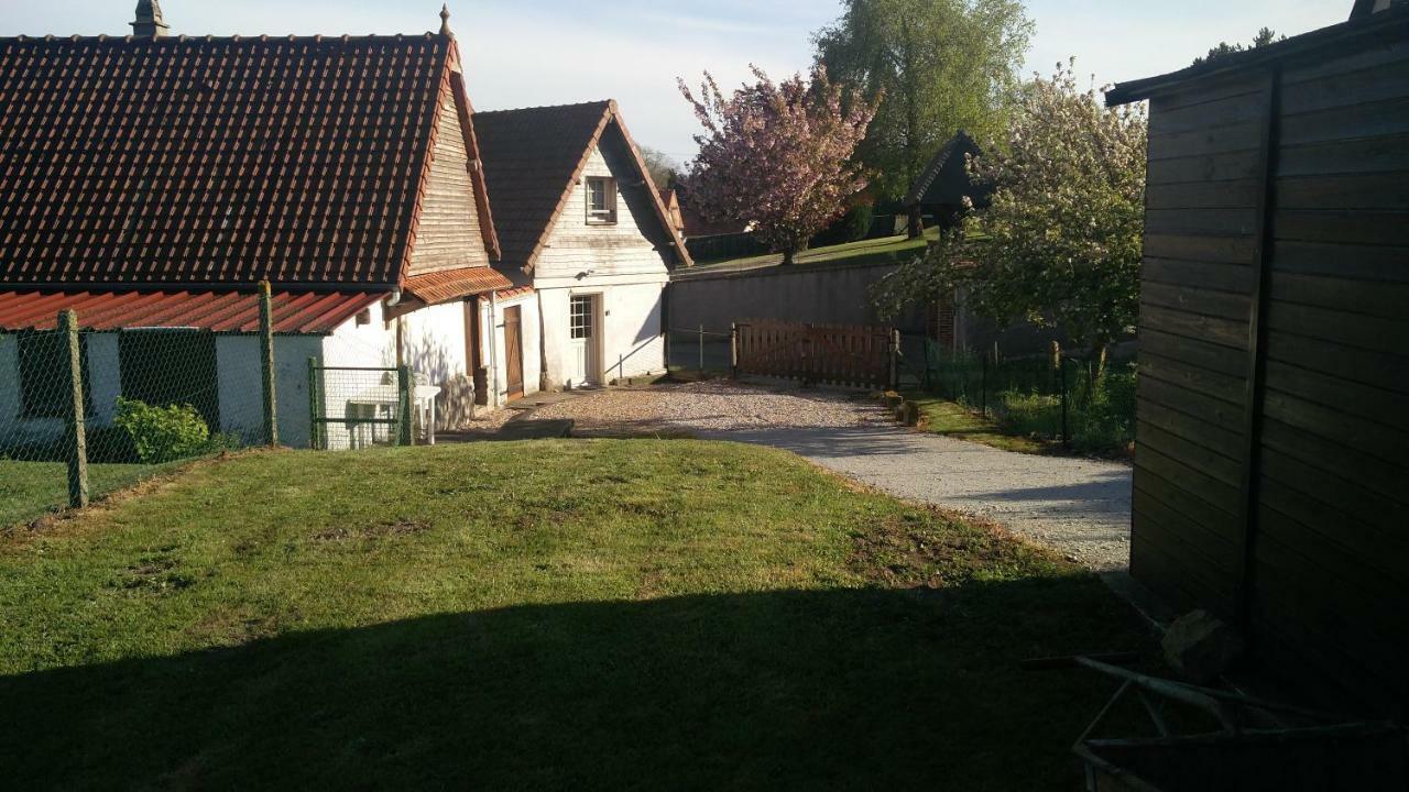 Gite La Cavee Le Bourg-Dun Exterior photo