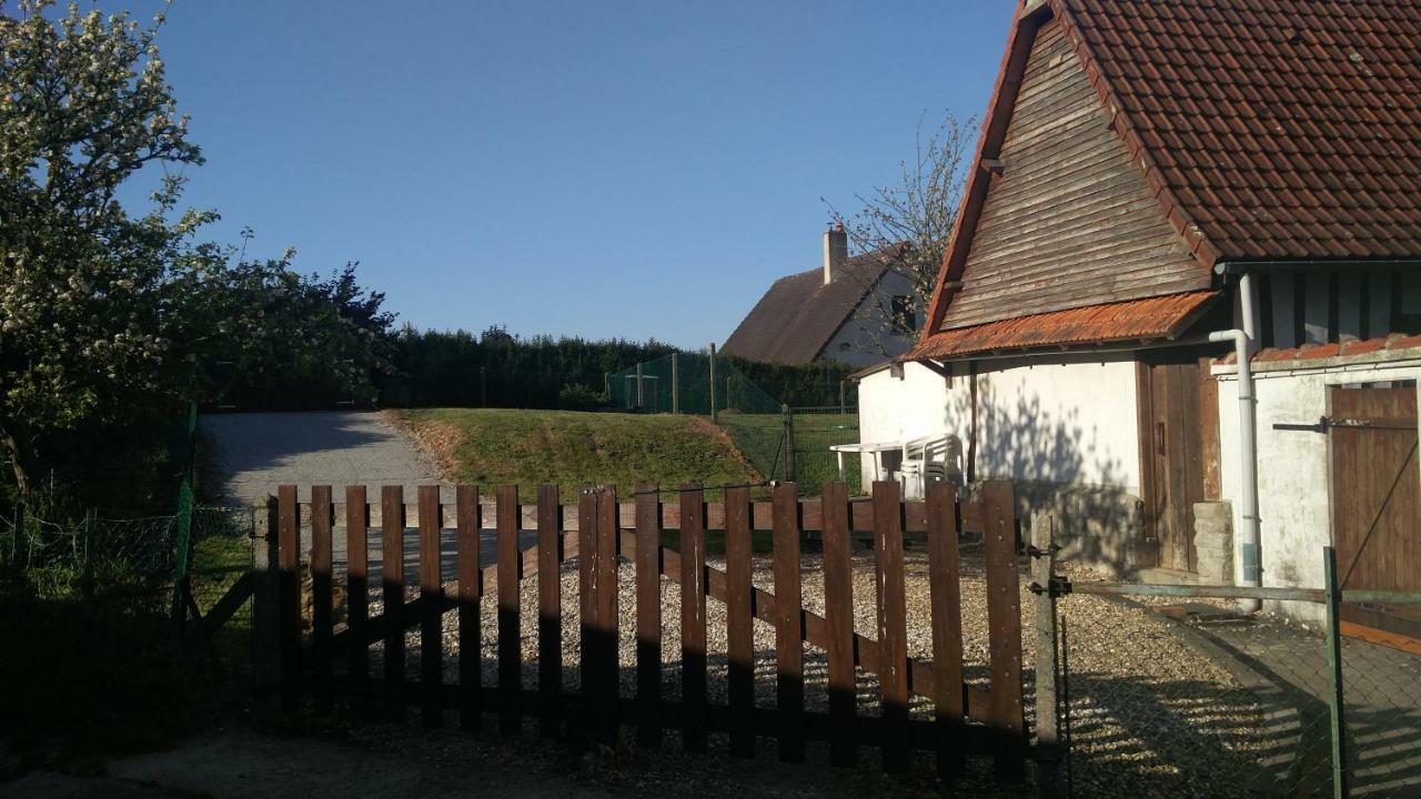 Gite La Cavee Le Bourg-Dun Exterior photo